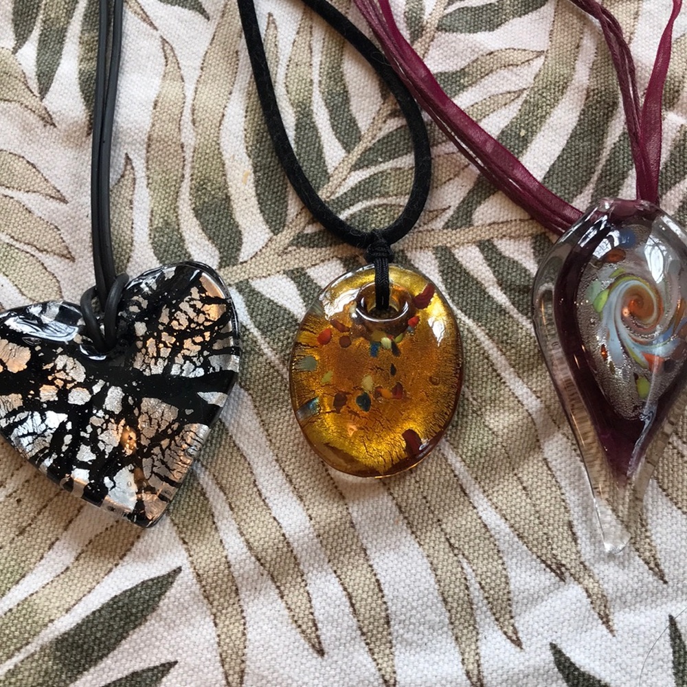 Bundle of Beautiful Glass Necklaces - Picture 1 of 3